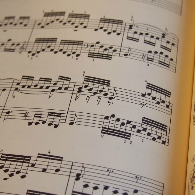 Consejos para tocar mejor la guitarra cl&aacute;sica