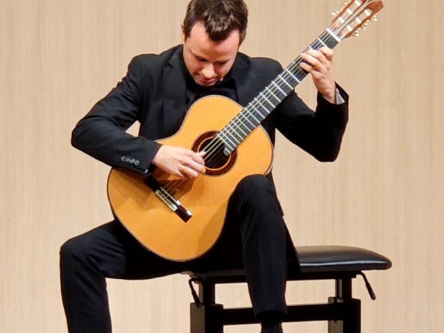HERMELINDO RUIZ