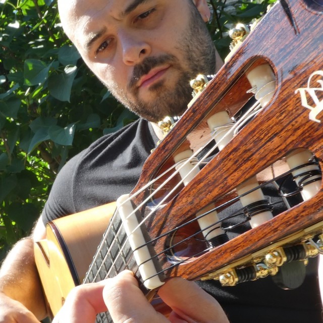 PIERRE CLAVÉ
