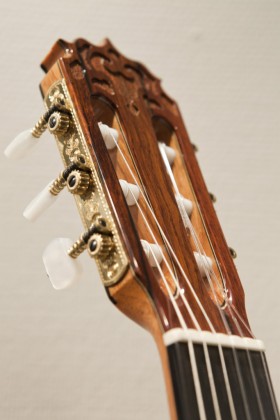 ¿Sabes qué tipo de cuerda es el mejor para tu guitarra?