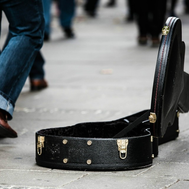 &iquest;Tocar la guitarra durante un viaje? C&oacute;mo transportarla